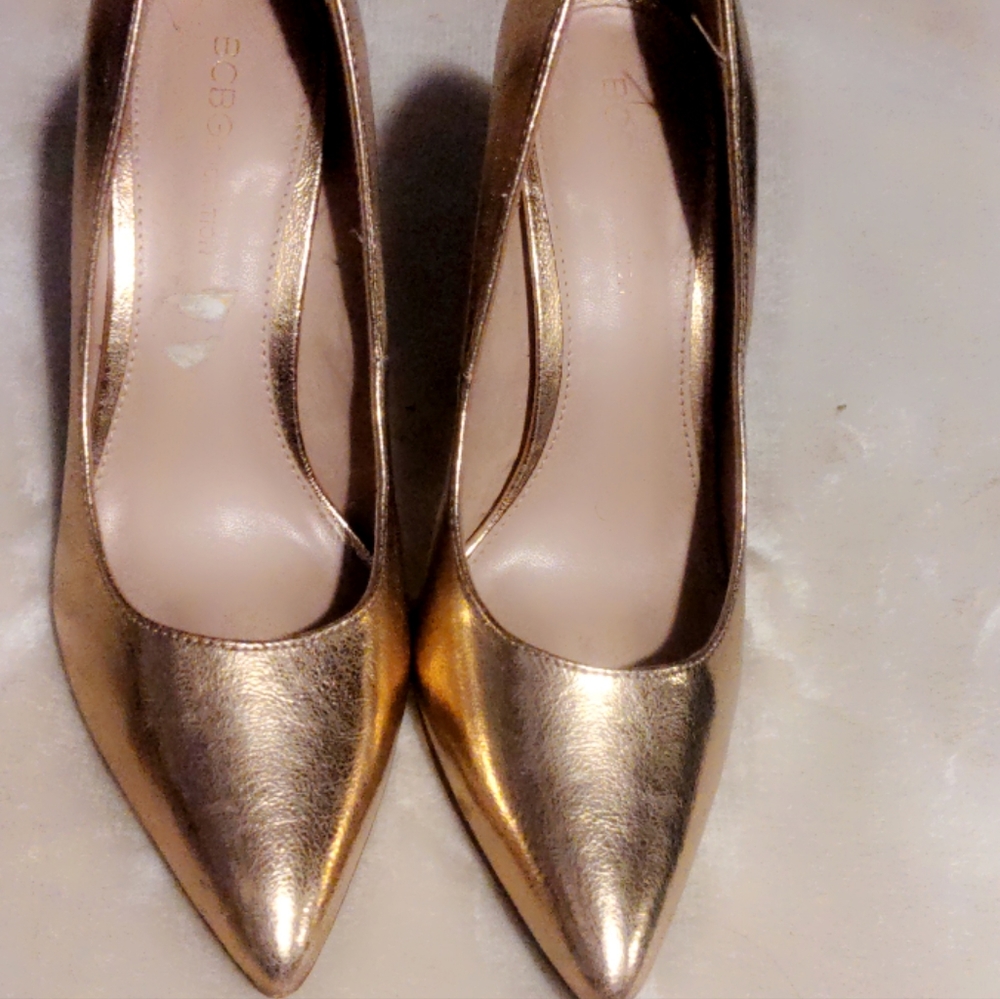 BCBGeneration Rose Gold Metallic Pumps Heels